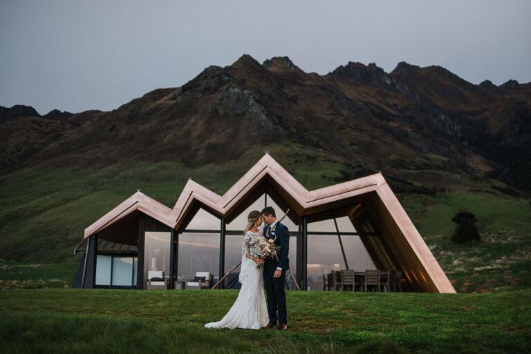 Sacha & Declan / Mt Isthmus wedding