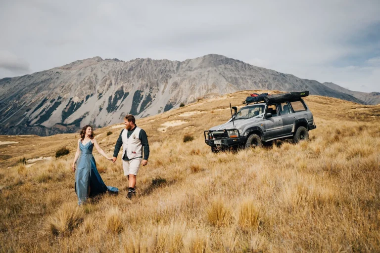 Laura & Hamish / Canterbury Alpine wedding