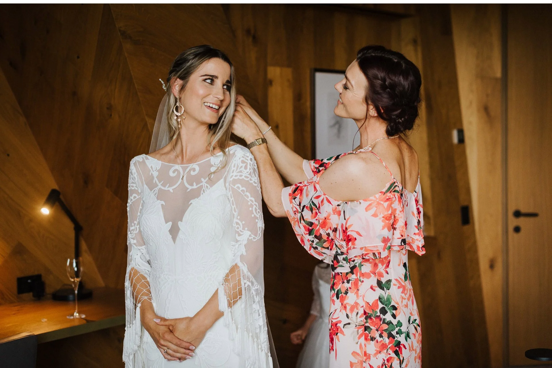 Mt-Isthmus-Wedding-Photographer-008.jpg