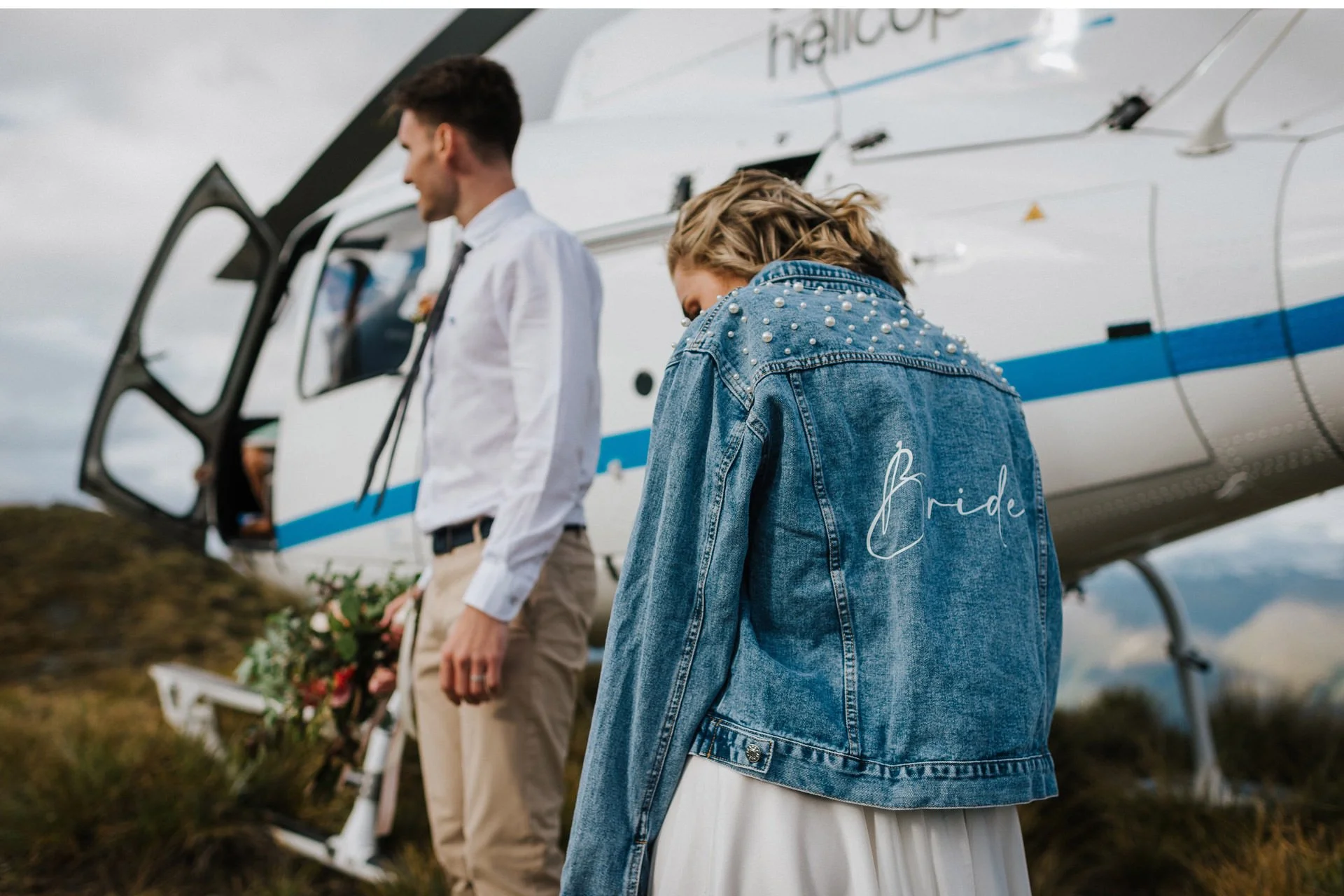 Twin-Peaks-Wanaka-Heli-Elopement-Photographer-030.jpg